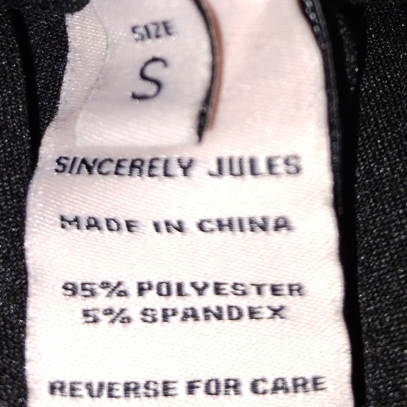 Sincerely Jules Black Elastic Waist Shorts | Casual Chic Pull-On | Size S - Picture 3 of 6